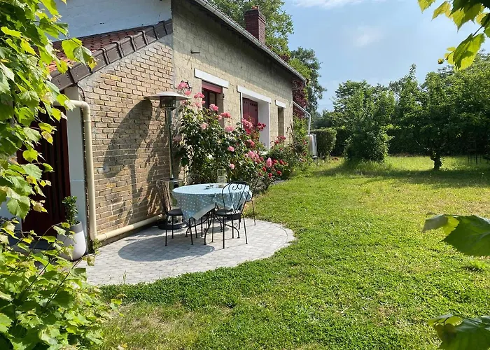 Studio Epicea Avec Jardin Dans Charmante Propriete